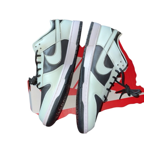 Nike Dunk Low Retro Premium "Dark Smoke Grey/White/Barely Green" Men's Shoe 13 🆕 - Picture 5 of 7